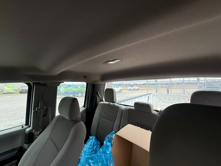 2017-ford-f150-image-47