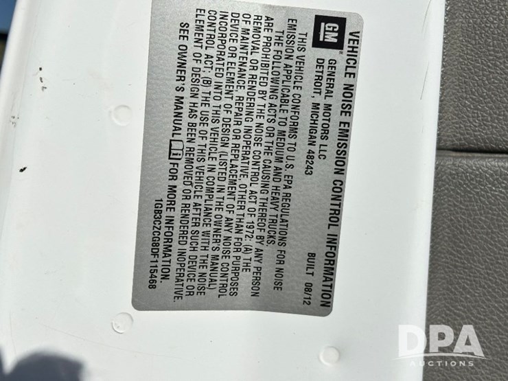 2013-chevrolet-3500hd-image-77