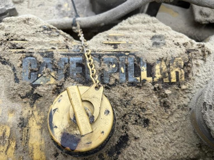 1992-peterbilt-379-image-35