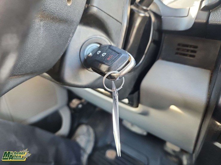 2020-ford-f250-image-27