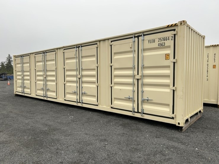 2025-40'-high-cube-shipping-container-image-3
