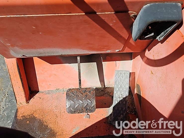 2006-sky-trak-6036-image-26