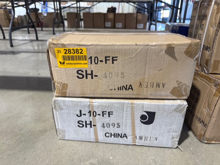 #28382-•-lot-of-amber-clearance-lights-image-3