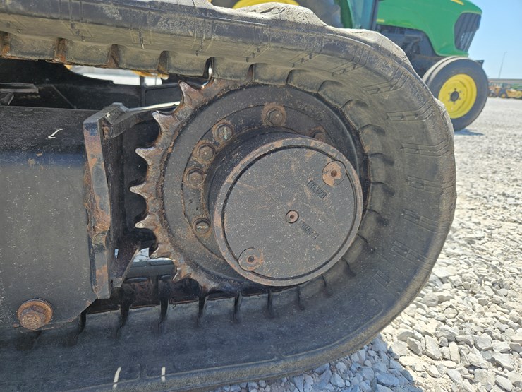 2020-caterpillar-303.5-image-13