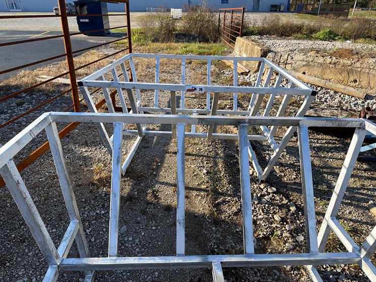 #79-•-galvanized-hay-feeders-image-1