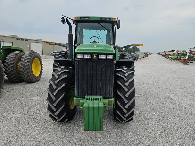 2001-john-deere-8110-image-2