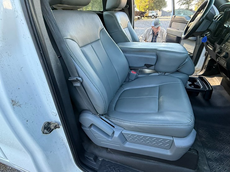 2013-ford-f150-image-22