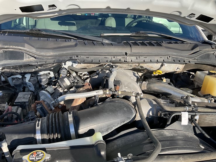 2020-ford-f550-image-13