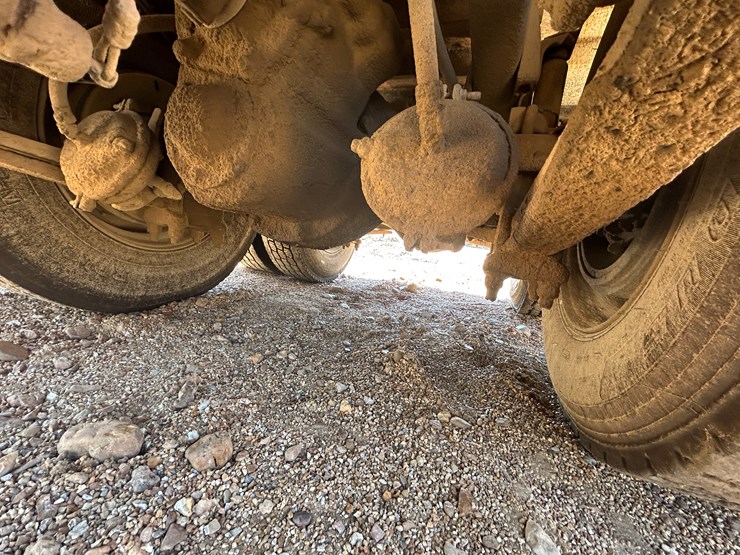 #22533-•-1994-freightliner-t/a-daycab-dump-truck-vin:-1fuyfdyb6rp462199-image-20