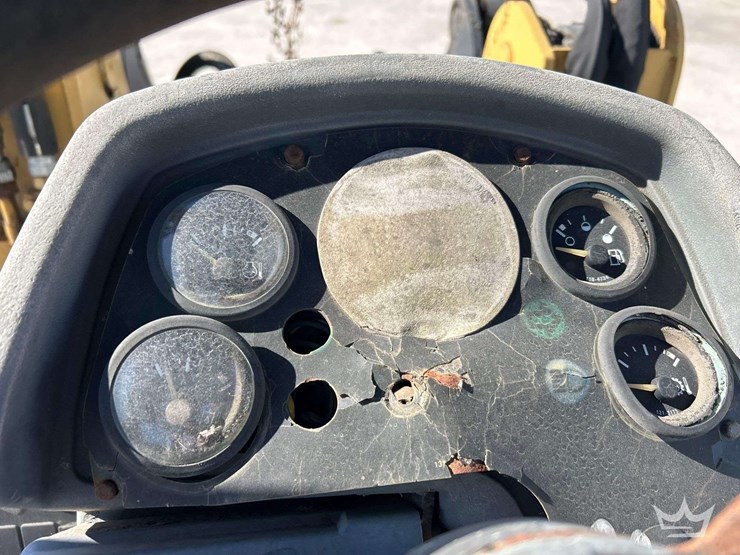 1997-caterpillar-it38g-image-13