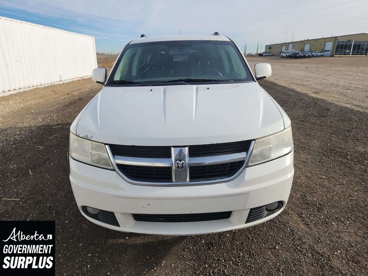 2010-dodge-journey-image-11