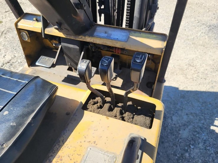 clark-t500-forklift-image-31