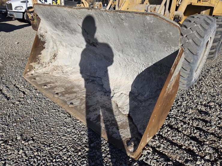 1980-caterpillar-930-image-10