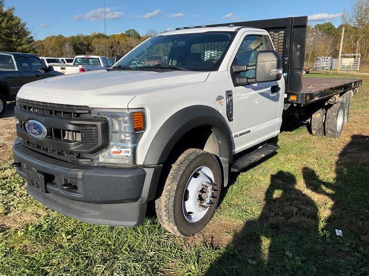 2020-ford-f550-image-1