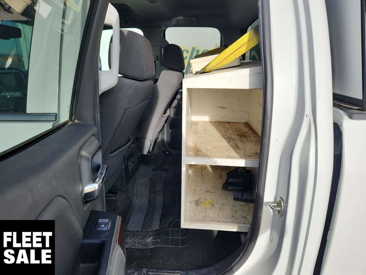 2018-gmc-sierra-2500hd-image-18