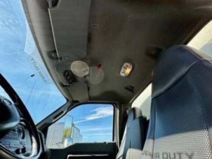 2013-ford-f750-xl-image-77