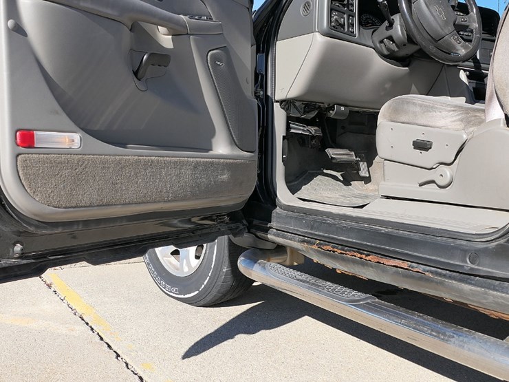 2005-chevy-avalanche-4x4-4dr-pickup,-sn:3gnek12z85g233782,-5.3l-v8,-4wd,-18-image-22