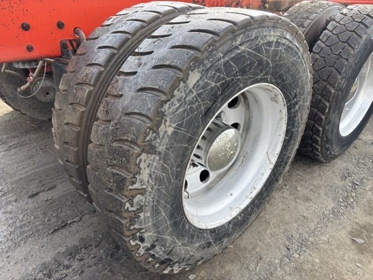 2016-kenworth-w900-image-13