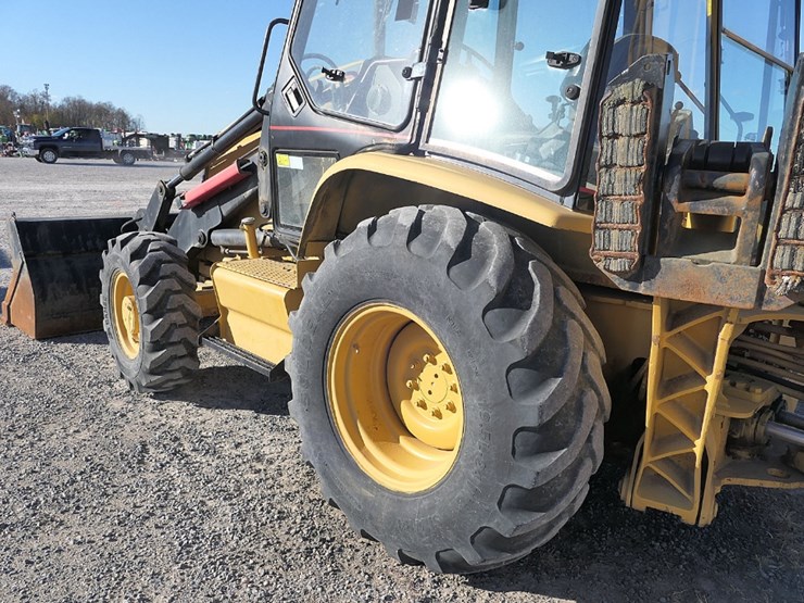 caterpillar-426b-image-12