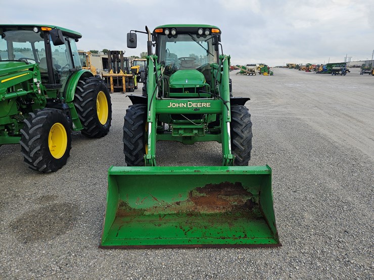 2006-john-deere-6420-image-2