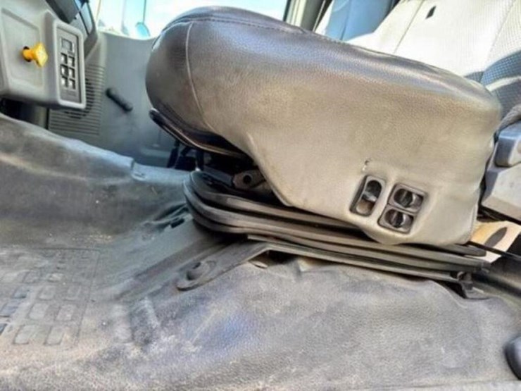 2013-ford-f750-xl-image-73