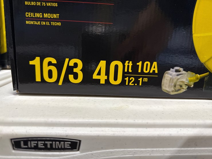 yellow-jacket-40-image-5