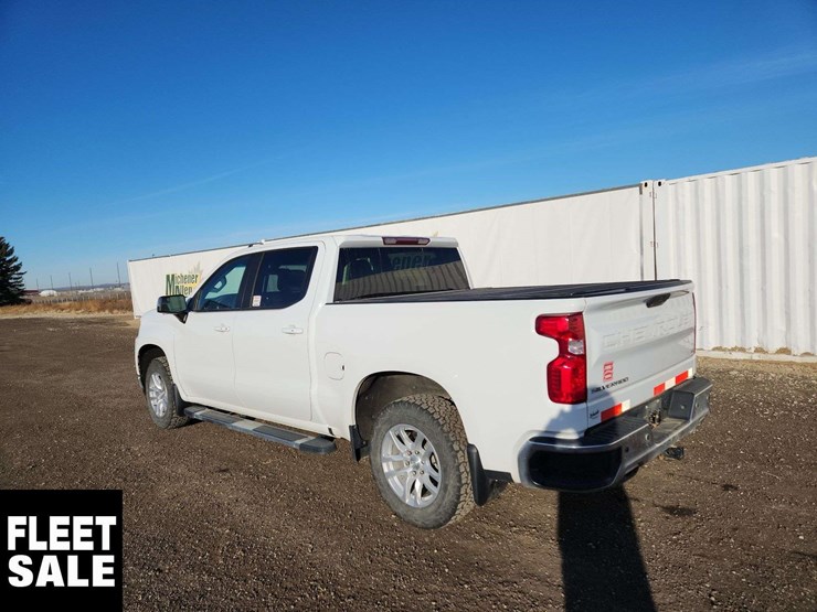 2019-chevrolet-silverado-1500-image-2