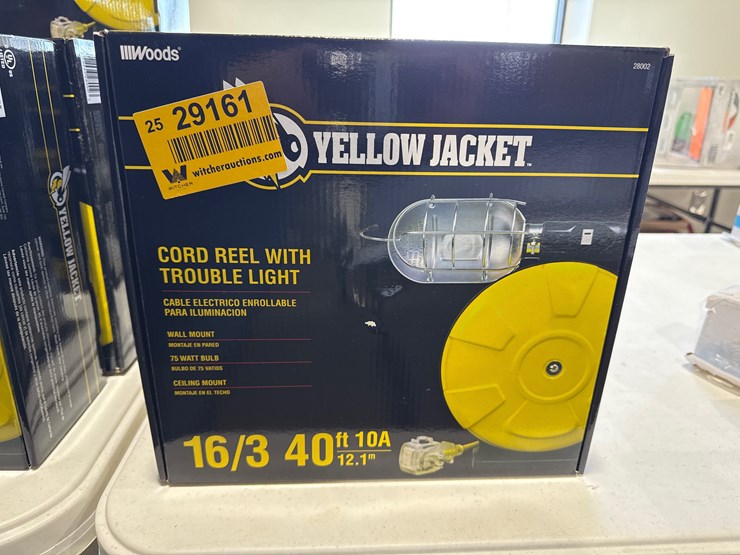 yellow-jacket-40-image-3