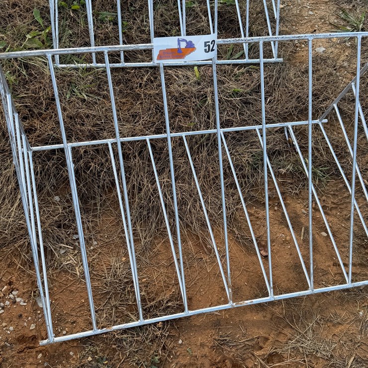 #52 • Hanging Hay Manger w/ Hooks