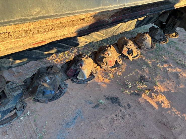 new-holland-h7230-image-2