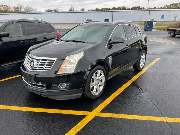 2015-cadillac-srx-image-1