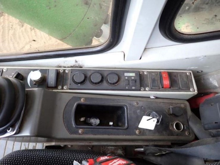 2018-sennebogen-830e-image-16