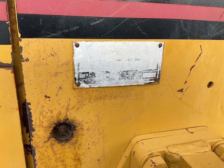 caterpillar-d5c-xl-image-12