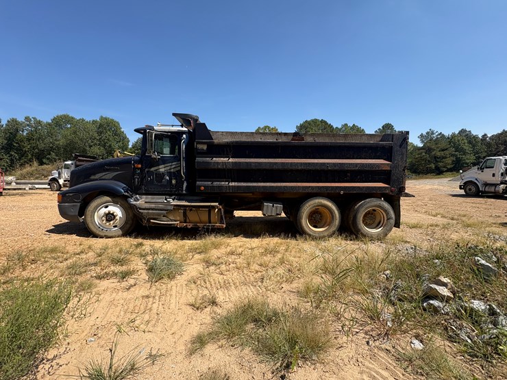 1995-international-9400-image-34