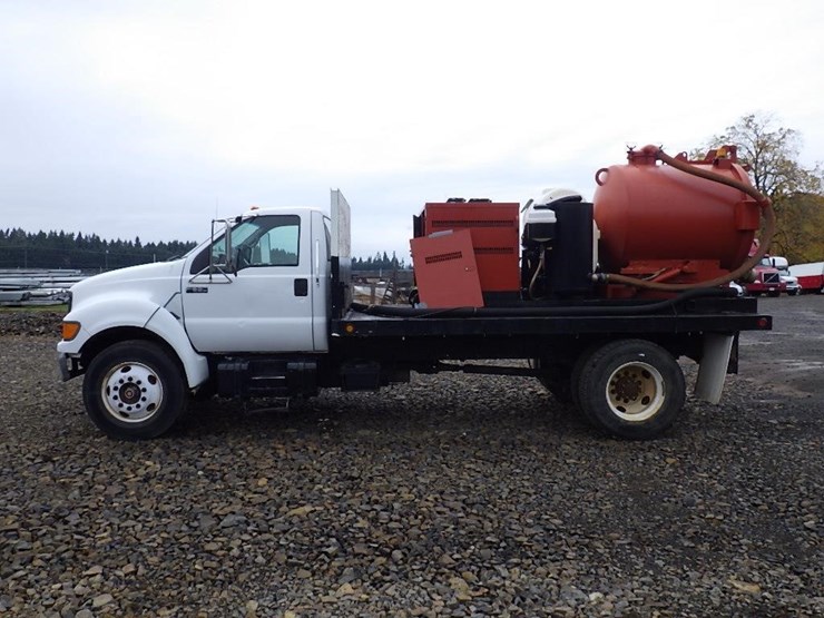 2000-ford-f650-image-8