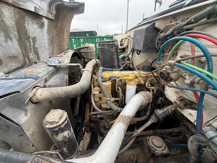 2002-caterpillar-3126-image-28