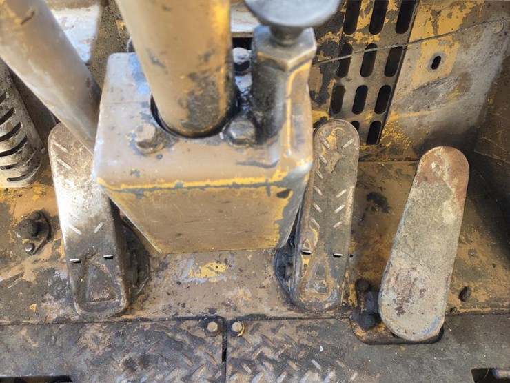 1980-caterpillar-930-image-51