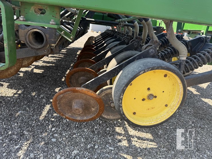 1993-john-deere-750-image-12