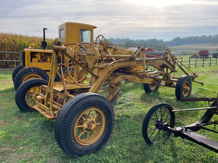 caterpillar-44-tow-grader-image-6