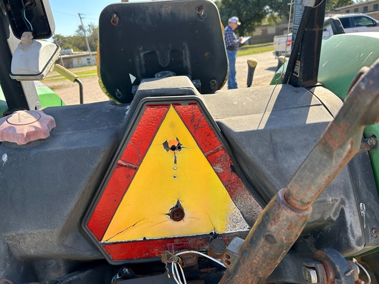 john-deere-5320-image-22