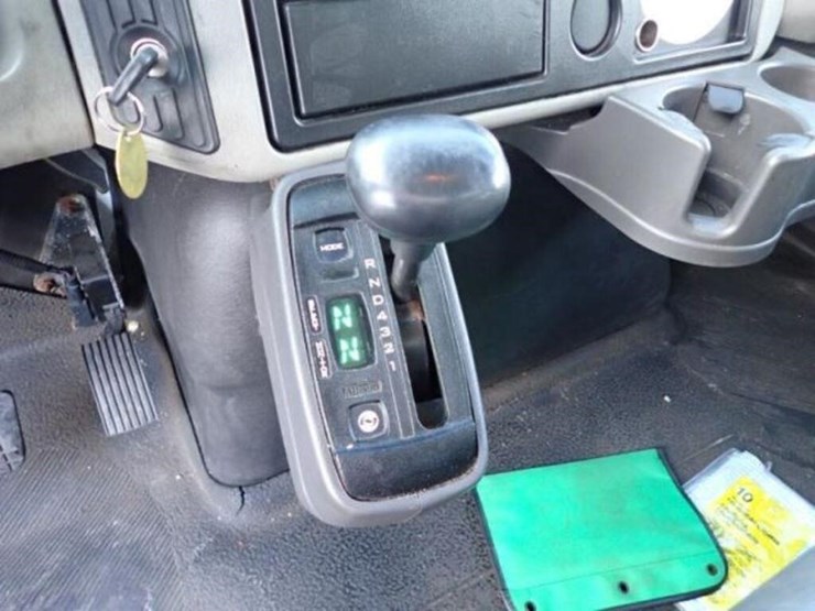 2008-international-durastar-4400-t/a-van-truck-1ht-image-17