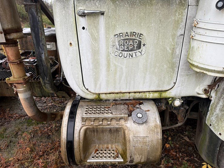 #22576-•-inop-1987-mack-r600k-t/a-single-cab-truck-tractor-vin:-1m3n231k8ht004087-image-22