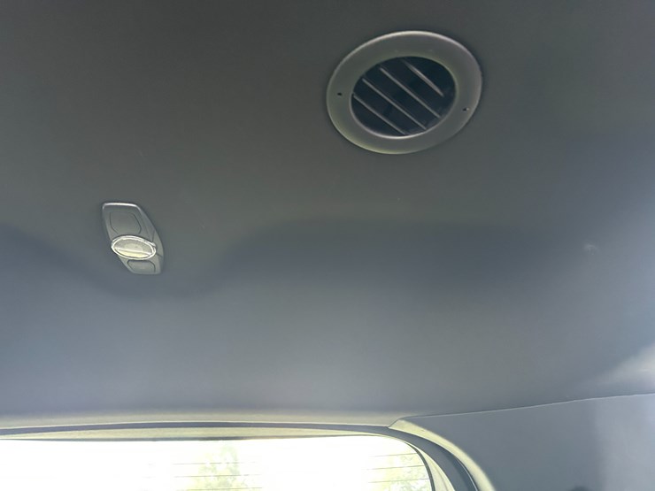 2013-ford-explorer-image-30