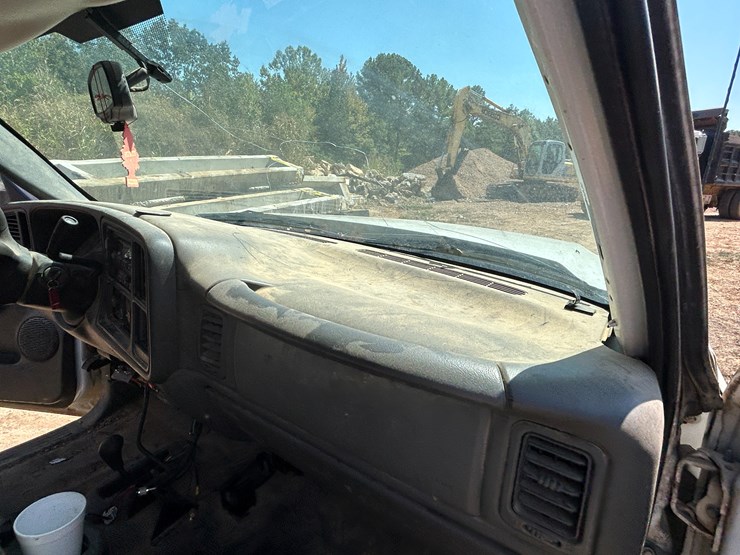 2007-chevrolet-silverado-image-27