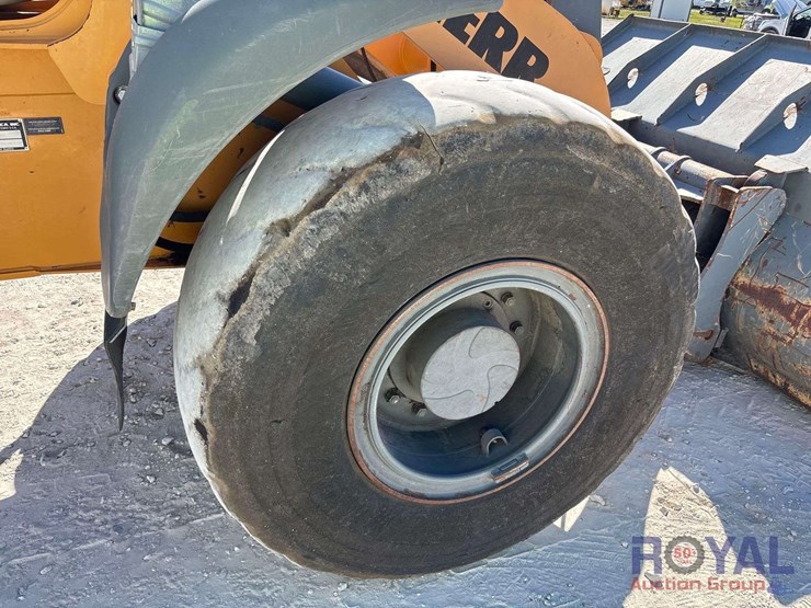 2015-liebherr-l542-image-30