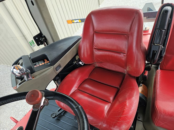 2012-case-ih-steiger-600-image-10