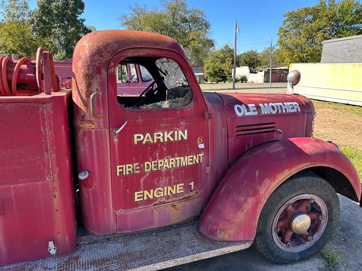 international-700-image-16