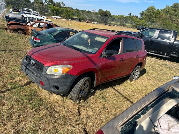 2007-toyota-rav4-image-1