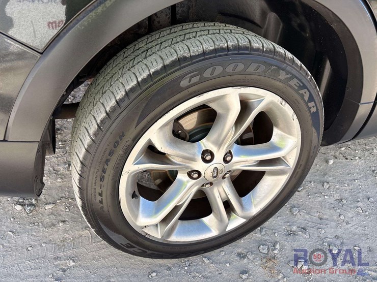 2014-ford-explorer-limited-image-26