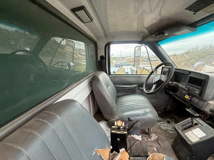 2002-caterpillar-3126-image-39